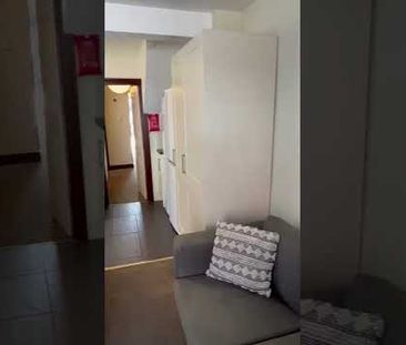 6 Bed Semi-Detached House, Wilton Avenue, SO15 - Photo 2