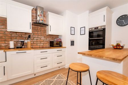 Colbeck, Church Crookham, Fleet, GU52 - Photo 5