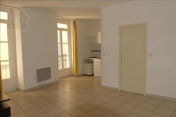 NIMES - ECUSSON, - Photo 1