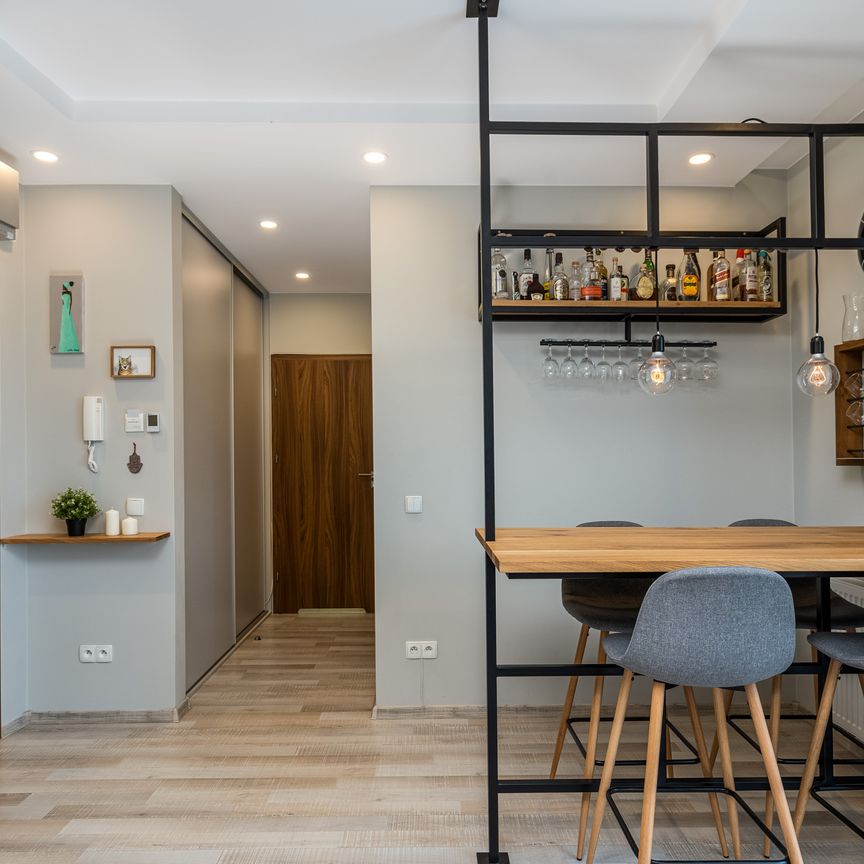 2-pok. 50m2, Stare podgórze, klima, parking - Photo 1