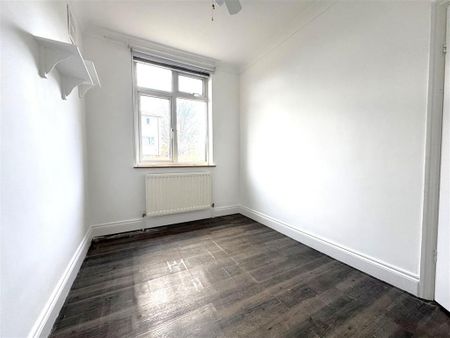 2 bedroom semi-detached bungalow to rent - Photo 5