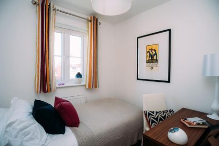 3 bedroom semi-detached house to rent - Photo 4