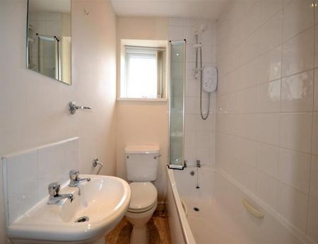 2 Bedroom Terraced To Let - Photo 3