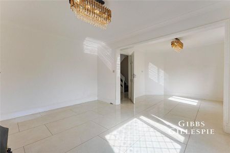 4 bedroom semi-detached house to rent - Photo 4