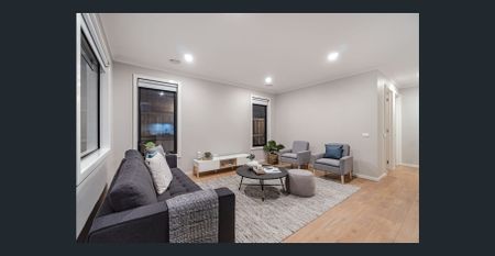 Modern Family Living close to all amenities - Photo 4