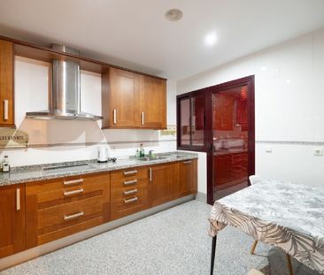 2 Bedroom Apartment For Rent in New Golden Mile, Málaga - Photo 3