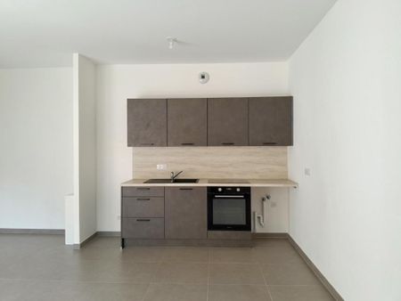 Location Appartement 2 pièces 47m² ANNECY 74000 - Photo 2