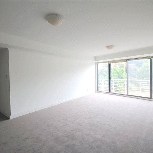 333/299 Spring Street - Photo 1