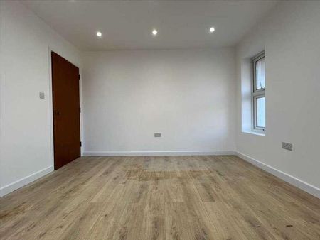 Faversham Road, Kennington, TN24 - Photo 5