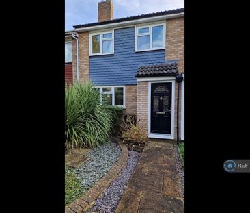 3 bedroom terraced house to rent - Photo 2