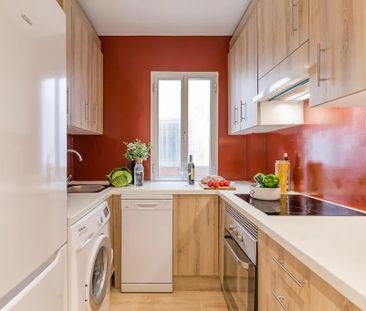 Calle de Dolores, Madrid, Community of Madrid 28039 - Photo 2