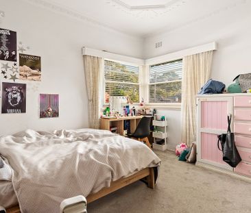 11 Miowera Avenue, Carss Park NSW 2221 - House For Rent | Domain - Photo 1