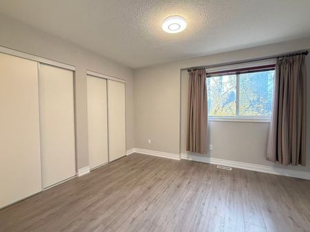 For Lease - 180 Forum Drive Unit# 25, Mississauga, Ontario - Photo 3