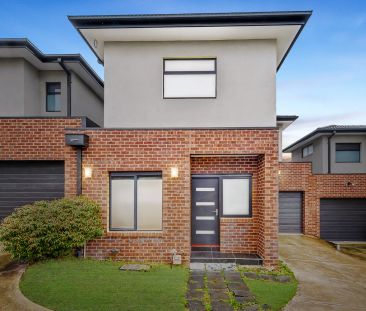 3 bedroom townhouse - Photo 3