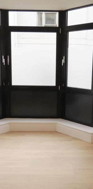 Russell Mews - Photo 1