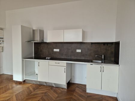 Location Appartement 2 pièces 44m² CHAMARANDE 91730 - Photo 2
