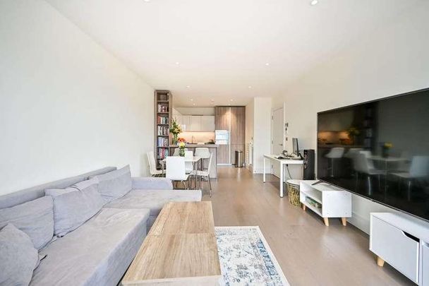 Queenshurst Square, Kingston, KT2 - Photo 1