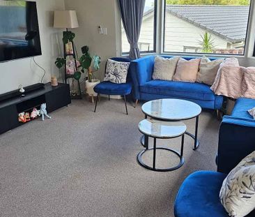 Charming 3BR Home in West Harbour - Photo 1