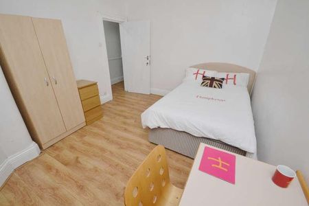 Standish Road, Fallowfield, Manchester, M14 - Photo 2