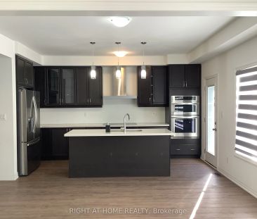 14 Connell Drive #Upper - Photo 3