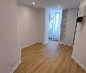 location Appartement T1 DE 17.15m² À PARIS - Photo 2