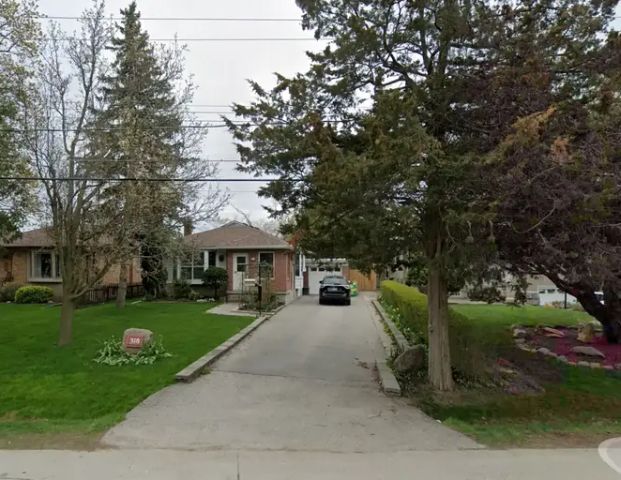 318 Rouge Hills Dr Scarborough, ON | 318 Rouge Hills Dr, Scarborough - Photo 1