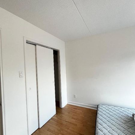 Cession de bail 4 1/2_disponible le 1 Janvier 2026 - Photo 3