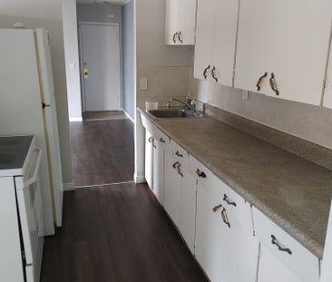 2712 7th Ave, Regina - Photo 1