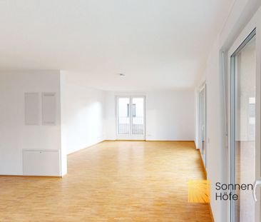 Perfekt für Paare: 3-Zimmer-Wohnung mit moderner Einbauküche und se... - Foto 2