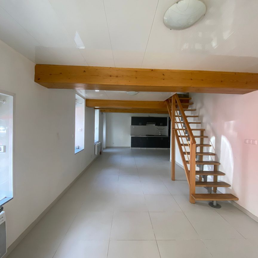 ETAPLES Centre ville Maison mitoyenne 95 m2 3 chambres avec véranda et cour - Photo 1