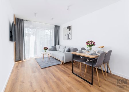 Łódź, Śródmieście, 6 Sierpnia - Photo 2
