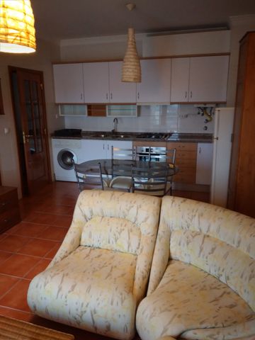 Apartamento T0+1 junto ao Centro Comercial Glicínias - Photo 3