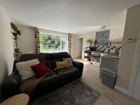 1 bedroom apartment to rent - Photo 2