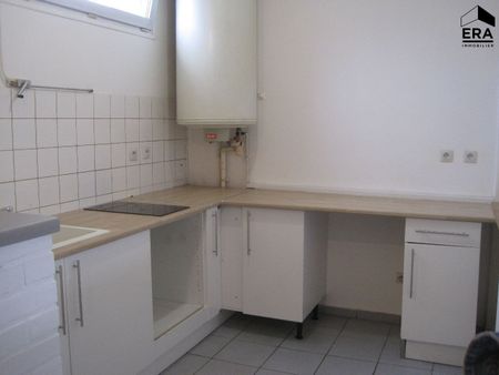 A LOUER APPARTEMENT PROCHE CENTRE VILLE ST QUENTIN 02100 - Photo 2