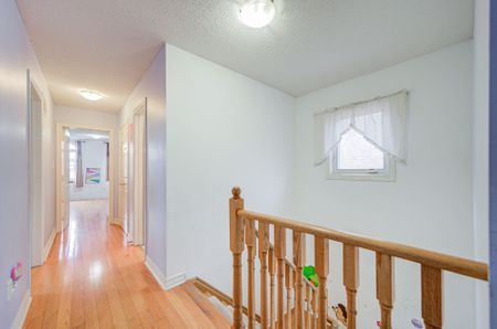 For Lease - 7 Whistler Court, Markham, Ontario - Photo 3