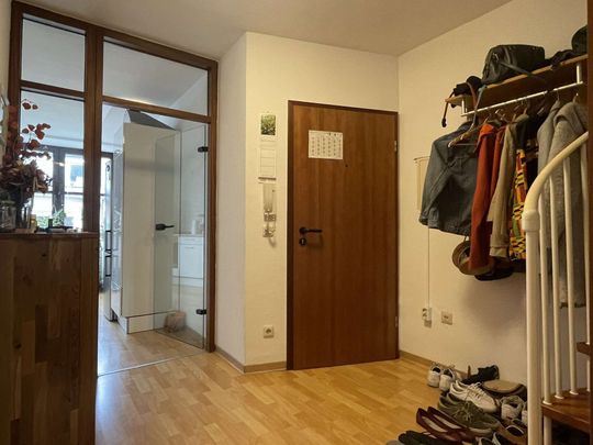 KREFELD-INRATH - SCHÖNE LICHTDURCHFLUTETE DREI ZIMMER MAISONETTE-WOHNUNG - MIT BALKON UND STELLPLATZ - Photo 1