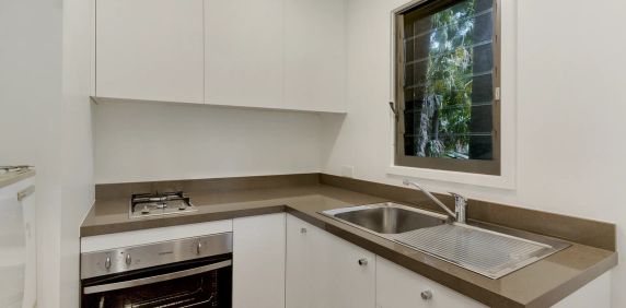 Bright and Fresh Designer Cabin - Photo 2
