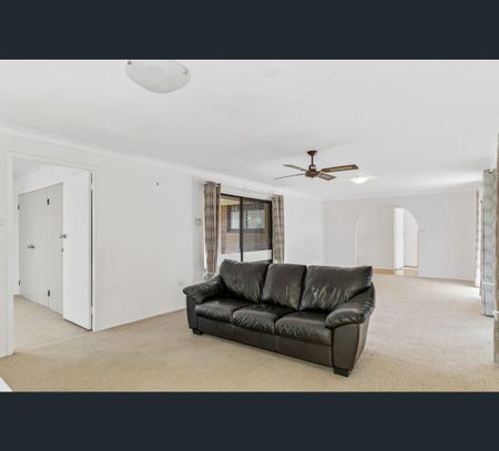 24 Nautilus Crescent, St Huberts Island, NSW 2257 - Photo 5