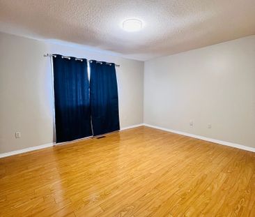 For Lease - 16 Marshmarigold Drive, Brampton, Ontario - Photo 5