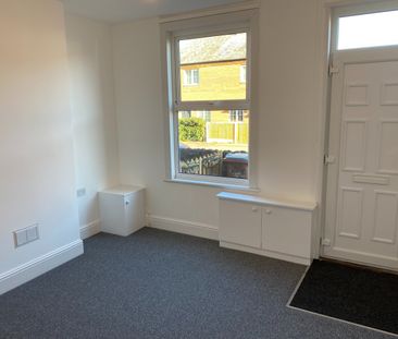 3 Bed Terraced House, Leonard Street, NG6 - Photo 6