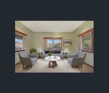 Spacious Family Home in Prime Girraween Location - Photo 1