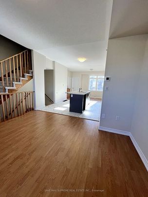 For Lease - 10 Malone Lane, Clarington, Ontario - Photo 1