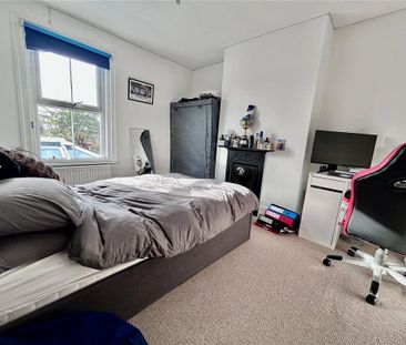 3 bedroom terraced house to rent - Photo 6