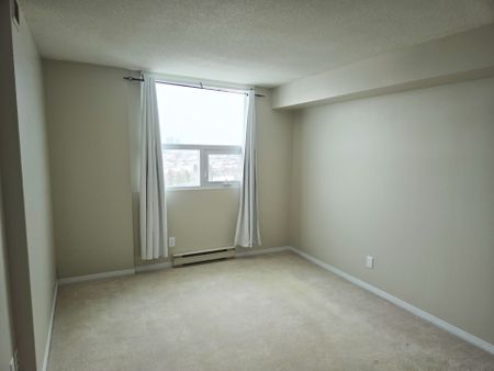 For Lease - 2 Westney Road Unit# 902, Ajax, Ontario - Photo 3