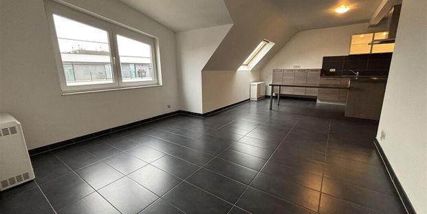 Appartement te huur in Merchtem voor € 900 met 2 slaapkamers - Photo 1