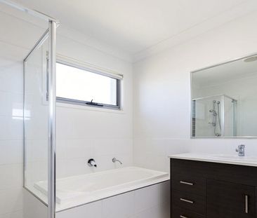 Spacious, Modern & Made for Easy Living - Photo 6