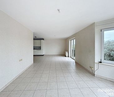 Lichtrijk appartement met twee slaapkamers - Foto 4