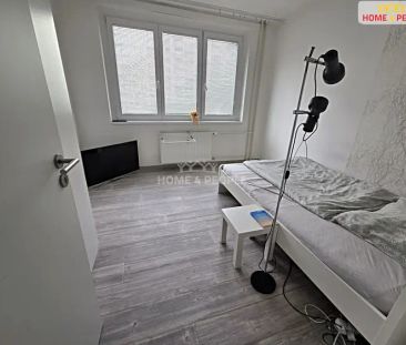 Pronájem bytu 4+1 ul. Svážná 80 m - Fotografie 1