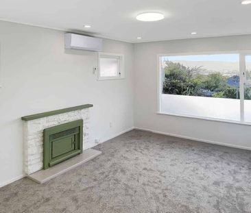 Henderson 3 bedroom house - Photo 2