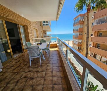 Alquiler de piso en Paseo Marítimo Rey de España - Photo 2